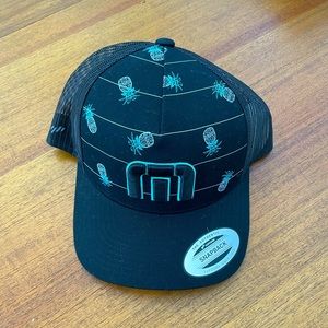 Travis Mathew SnapBack Hat - OS - New!